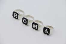 Cargar imagen en el visor de la galería, SIGNET CON LETRA