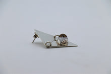 Cargar imagen en el visor de la galería, ILUMINATI EARRINGS