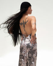 Cargar imagen en el visor de la galería, SATIN DRESS KOI
